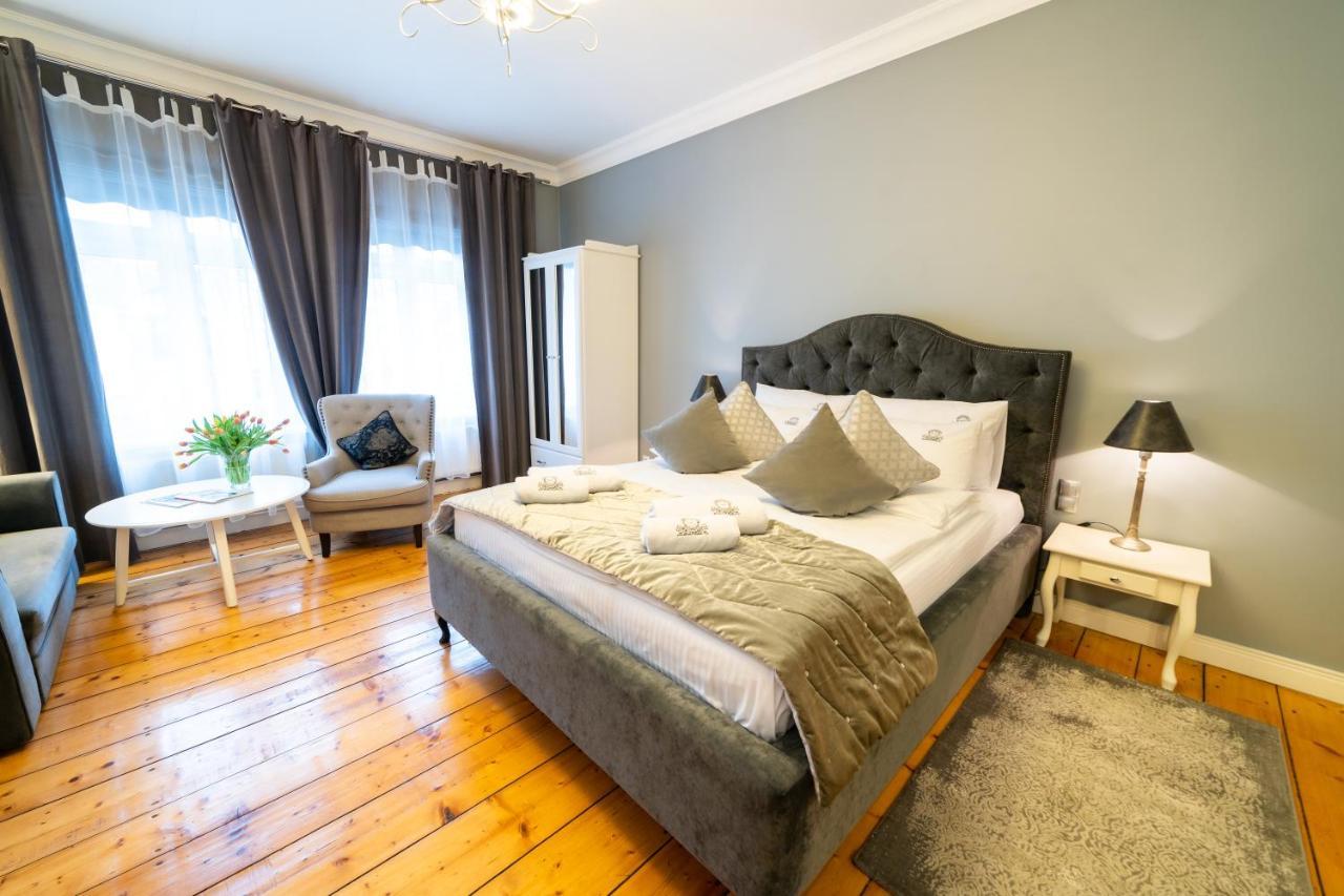 Apartamenty Pod Zegarem Mikołajki Esterno foto