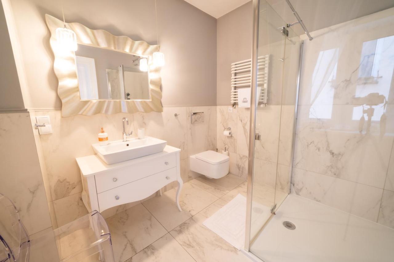 Apartamenty Pod Zegarem Mikołajki Esterno foto