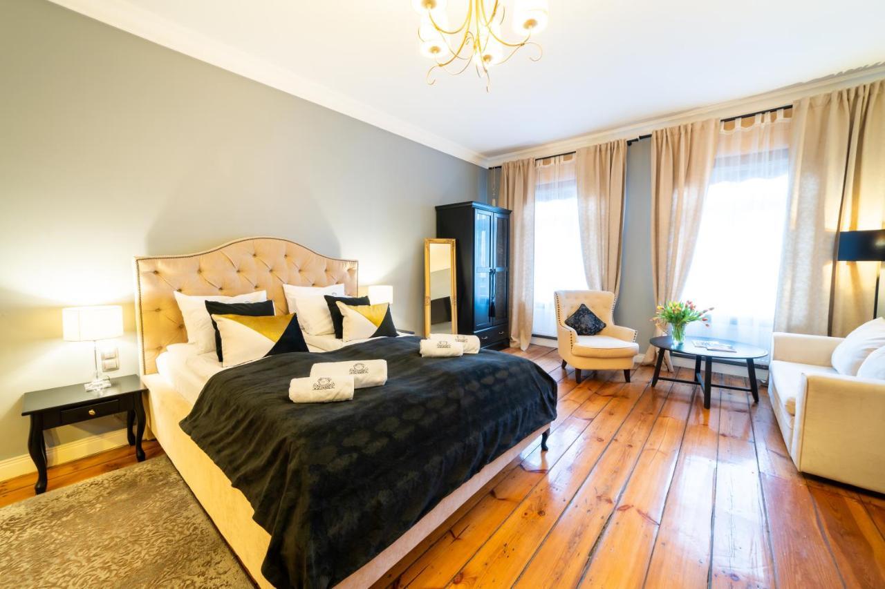 Apartamenty Pod Zegarem Mikołajki Esterno foto