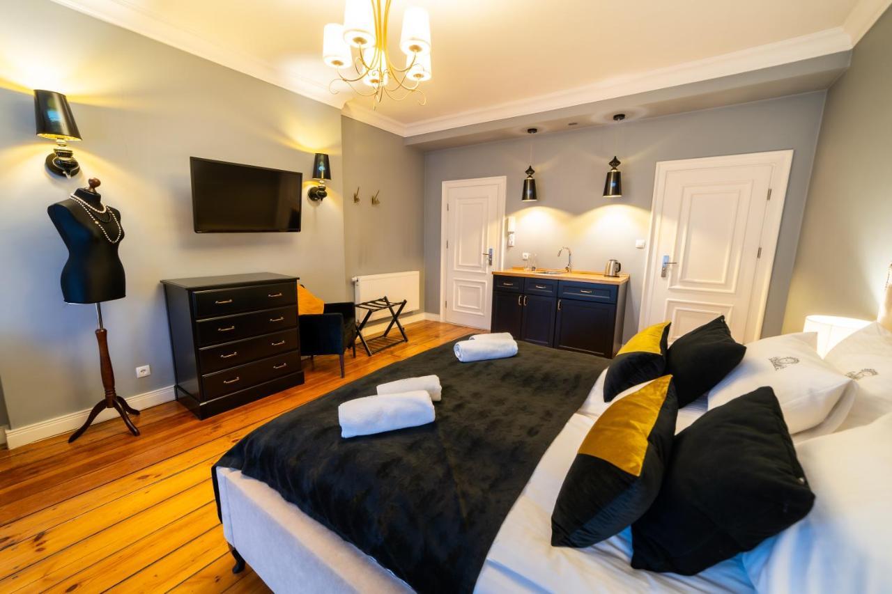 Apartamenty Pod Zegarem Mikołajki Esterno foto